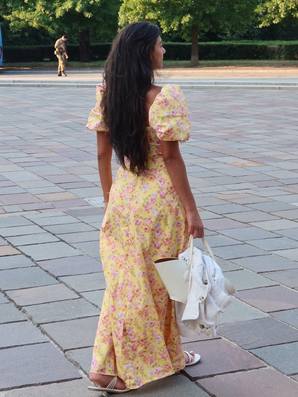 House of CB Yellow Floral Puff-Sleeve Maxi Dress with Sweetheart Bodice - Picture 13 of 13